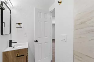 113 145th Ave E, Madeira Beach, FL 33708 - Photo 11