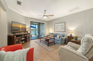 11121 Campazzo Dr, Venice, FL 34292 - Photo 11