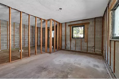 1040 Sylvan Drive, Sarasota, FL 34234 - Photo 25