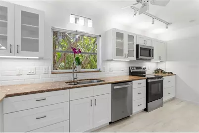 6700 Gulf Of Mexico Drive #117, Longboat Key, FL 34228 - Photo 23