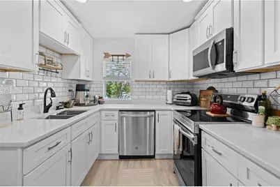 2915 Lynnhurst Street, Sarasota, FL 34239 - Photo 15