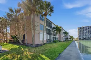 7540 Bay Island Dr S, South Pasadena, FL 33707 - Photo 43