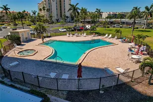 7540 Bay Island Dr S, South Pasadena, FL 33707 - Photo 37