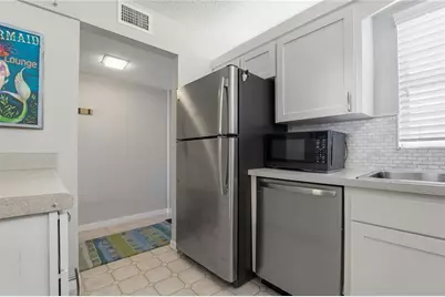 7540 Bay Island Drive S #251, South Pasadena, FL 33707 - Photo 13