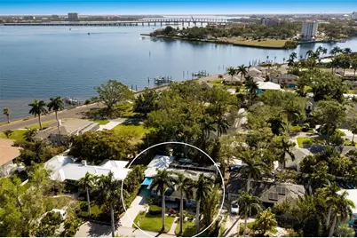 104 24th Street NW, Bradenton, FL 34205 - Photo 1