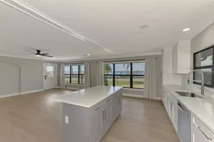 1822 Riverside Dr E, Bradenton, FL 34208 - Photo 13