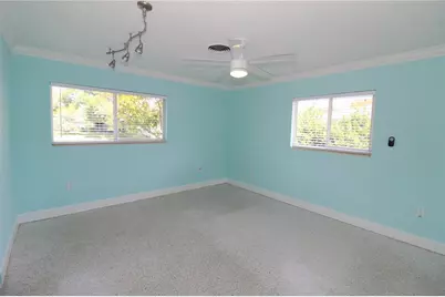 2705 S Brink Avenue, Sarasota, FL 34239 - Photo 17