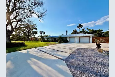 4620 7th Avenue W, Bradenton, FL 34209 - Photo 1