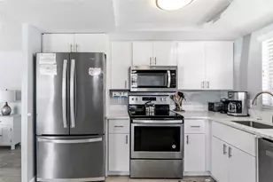 6154 Midnight Pass Rd, Sarasota, FL 34242 - Photo 3