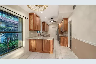 7363 Oak Moss Drive #33, Sarasota, FL 34241 - Photo 19