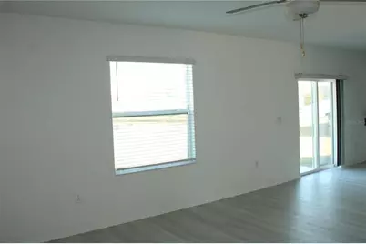 8526 40th Circle E, Palmetto, FL 34221 - Photo 9