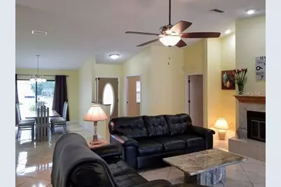 3857 Kingston Boulevard, Sarasota, FL 34238 - Photo 7