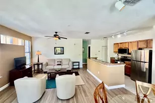 8341 38th St Cir E, Sarasota, FL 34243 - Photo 5