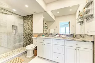 1 Benjamin Franklin Dr, Sarasota, FL 34236 - Photo 15