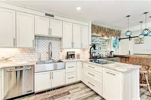 1 Benjamin Franklin Dr, Sarasota, FL 34236 - Photo 17