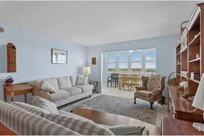 5130 Brittany Drive S #1002, Saint Petersburg, FL 33715 - Photo 9