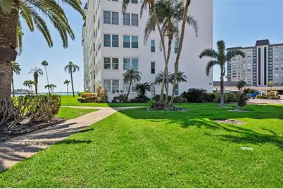 5130 Brittany Drive S #1002, Saint Petersburg, FL 33715 - Photo 31