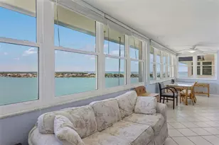 5130 Brittany Dr S, Saint Petersburg, FL 33715 - Photo 13