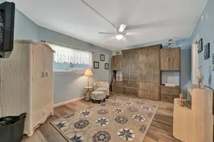 9604 Cortez Rd W, Bradenton, FL 34210 - Photo 43