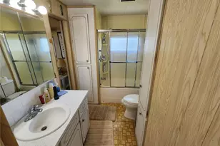 316 Danube Cir, Bradenton, FL 34207 - Photo 11