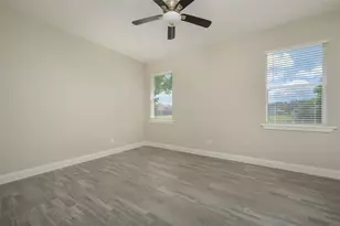 6227 Blue Runner Ct, Lakewood Ranch, FL 34202 - Photo 19