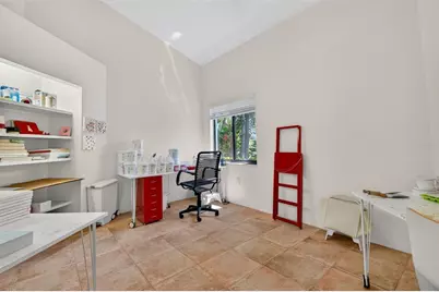 4750 Tivoli Avenue, Sarasota, FL 34235 - Photo 25