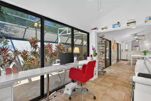 4750 Tivoli Ave, Sarasota, FL 34235 - Photo 29