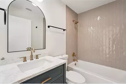 2107 8th Avenue E, Bradenton, FL 34208 - Photo 11