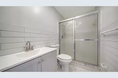 7880 Palm Aire Lane #203, Sarasota, FL 34243 - Photo 25