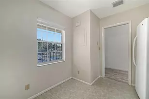 7880 Palm Aire Ln, Sarasota, FL 34243 - Photo 7