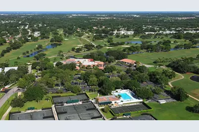 7880 Palm Aire Lane #203, Sarasota, FL 34243 - Photo 21