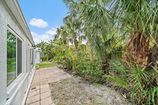 730 Spanish Dr S, Longboat Key, FL 34228 - Photo 29