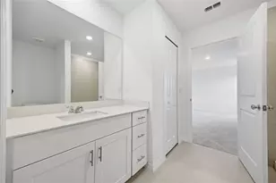 17837 Haden Cove, Parrish, FL 34219 - Photo 27