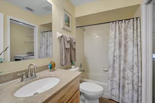 892 Country Club Cir, Venice, FL 34293 - Photo 21