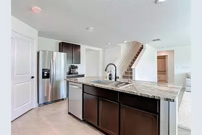 9201 Sapphire Creek Place, Temple Terrace, FL 33637 - Photo 11