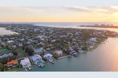 679 Norsota Way, Sarasota, FL 34242 - Photo 19