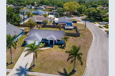 4702 Glenbrooke Terrace, Sarasota, FL 34243 - Photo 7