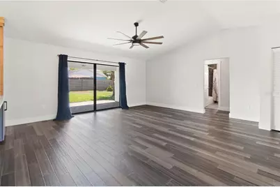 4702 Glenbrooke Terrace, Sarasota, FL 34243 - Photo 17