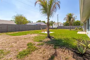 4702 Glenbrooke Terrace, Sarasota, FL 34243 - Photo 45