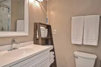 2121 Wood Street #201, Sarasota, FL 34237 - Photo 17