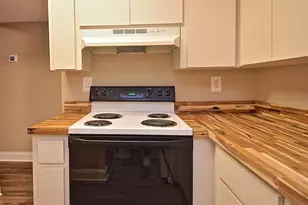 2121 Wood St, Sarasota, FL 34237 - Photo 11