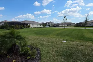 15116 Oxford Grey Dr, Bradenton, FL 34211 - Photo 3