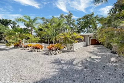 1415 S School Avenue, Sarasota, FL 34239 - Photo 3