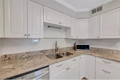 1415 S School Avenue, Sarasota, FL 34239 - Photo 23
