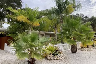 1415 S School Ave, Sarasota, FL 34239 - Photo 3