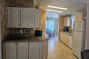 3319 Overcup Oak Terrace, Sarasota, FL 34237 - Photo 15