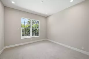 18185 Home Run Dr, Venice, FL 34293 - Photo 11