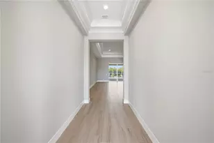18185 Home Run Dr, Venice, FL 34293 - Photo 5