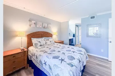 845 Benjamin Franklin Drive #202, Sarasota, FL 34236 - Photo 25