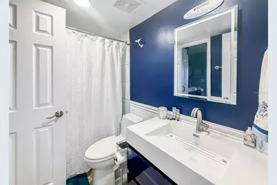 845 Benjamin Franklin Drive #202, Sarasota, FL 34236 - Photo 19